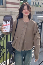 高级小众韩系慵懒chic卡其色外套女春秋超火好看工装短款夹克上衣，女装短外套，2D143