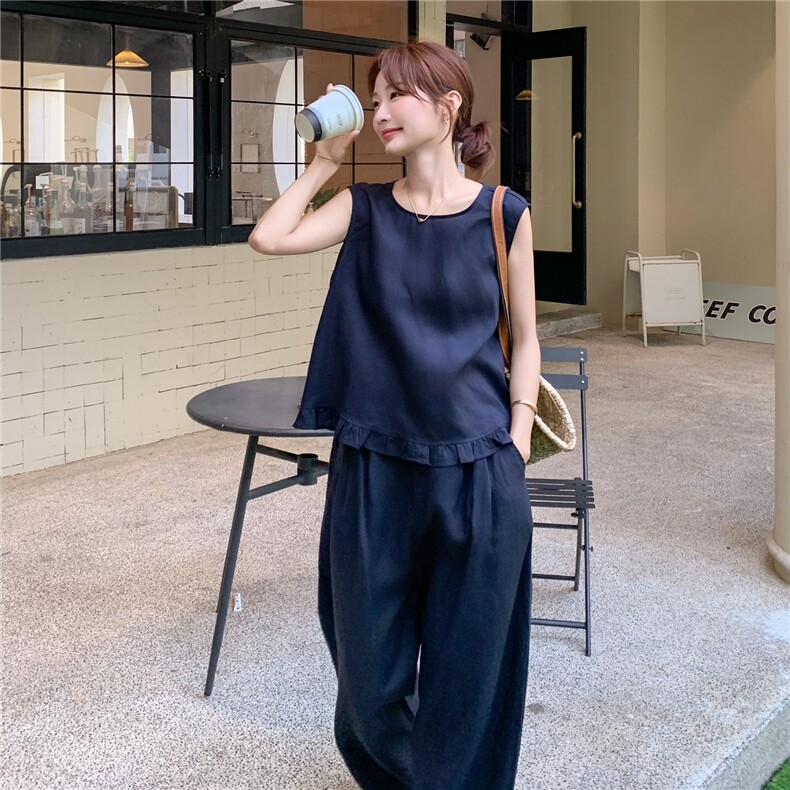 法式复古木耳边时尚减龄套装裤女2025年夏季新款背心阔腿裤两件套，女装套装/套裙，维壹