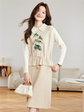 2025秋冬新款假两件娃娃领针织连衣裙女中长款收腰显瘦气质毛衣裙，女装针织衫/毛衣，艾米