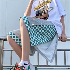 灰色