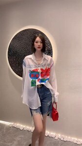 夏季新款欧洲站洋气卡通小人头衬衫图片