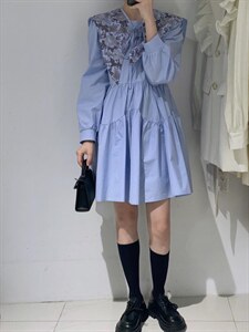 披肩两件套连衣裙图片