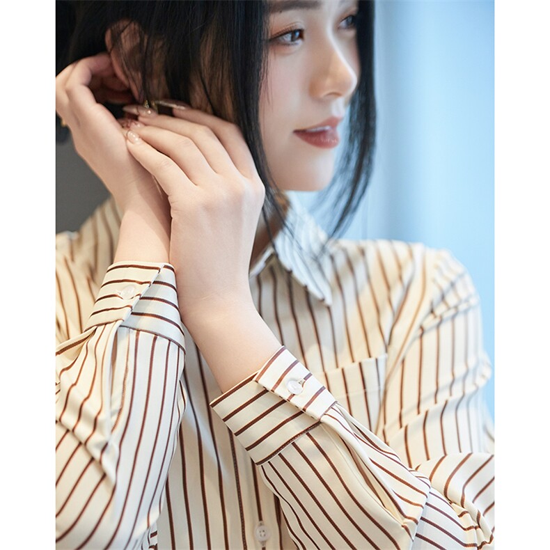 2025年夏季修身型百搭七分袖POLO领大美时装感衬衫,女装衬衫,帝知娇羊绒