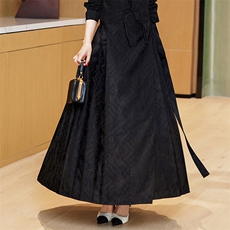 2025春季通勤小香风气质有型撞色包边盘扣西装时尚，女装半身裙，火爆靓佳人