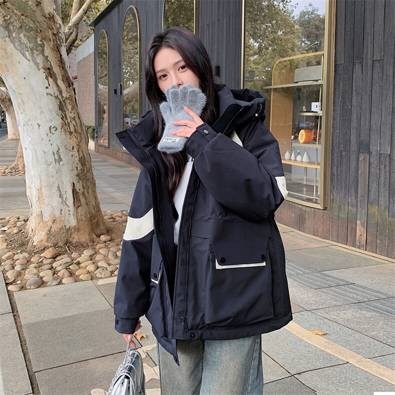 2024年冬季新款街头风时尚白鸭绒冲锋衣外套加绒加厚羽绒服女,女装羽绒服,辉之琳