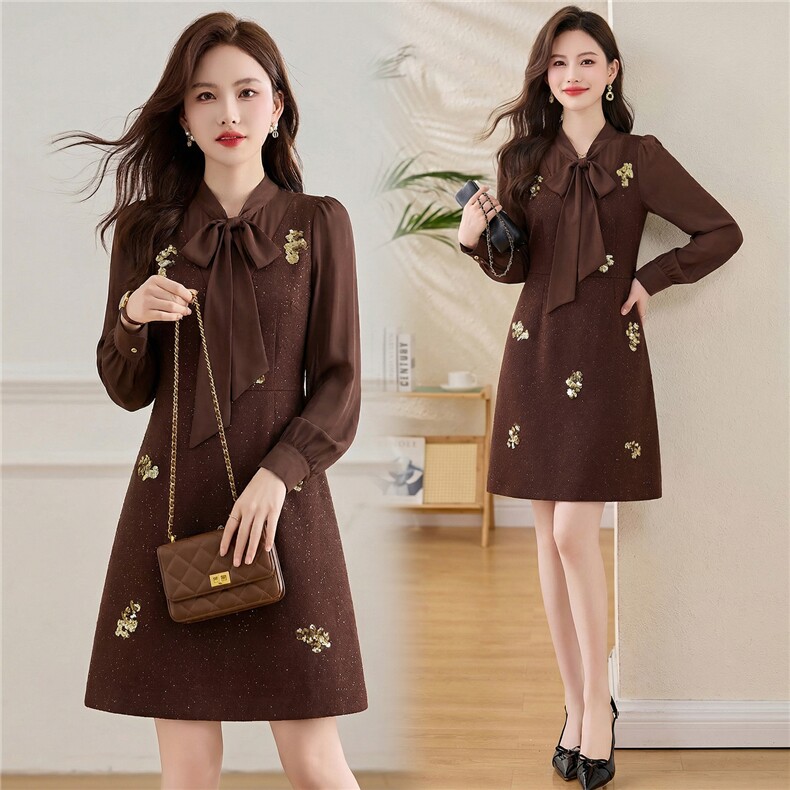 时尚百搭小香风亮片装饰2026春秋新款气质连衣裙，女装连衣裙，伊航服饰