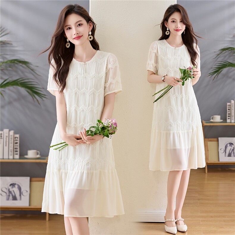 2025夏新款法式优雅气质高级感小个子短袖褶皱拼接中长款连衣裙女，女装连衣裙，布芭啦