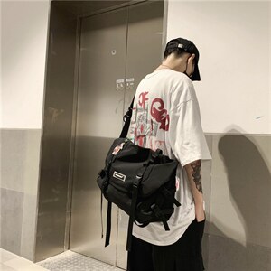 0758新款潮酷单肩斜挎包男女休闲潮牌工装包大容量斜挎包图片