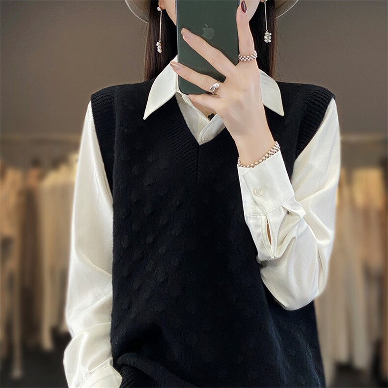 2024年秋季V领马甲女针织羊毛无袖休闲百搭,女装马甲,琳尚羊绒