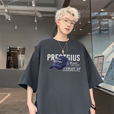 灰色