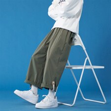 军绿色