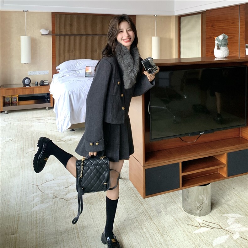 法式轻奢套装女冬季气质减龄小香风羽绒内胆加厚外套百褶裙两件套,女装套装/套裙,维壹