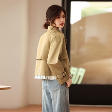 爆【现货】卡其色小个子短款风衣外套女宽松休闲上衣双排扣外套女，女装风衣，鑫源服饰