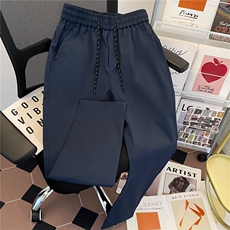 藏青色
