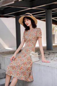 时尚连衣裙，女装连衣裙，水恋百合