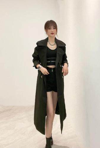 秋季新款风衣简单大气不挑人，女装风衣，艾格依