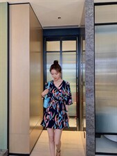 夏季新款连衣裙，女装连衣裙，早颜