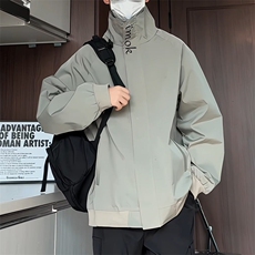 灰绿色