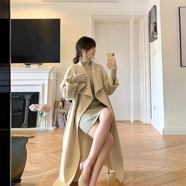 米白色呢子大衣女2025秋冬新款高级感日常中长款大翻领毛呢外套,女装毛呢外套,纪茹