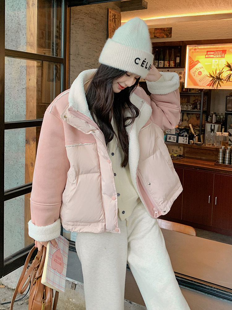 粉色羽绒服女冬温柔甜美皮毛一体羊羔毛拼接短外套6101p235K368,女装羽绒服,维壹
