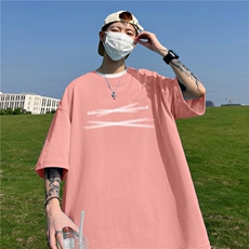 粉红色