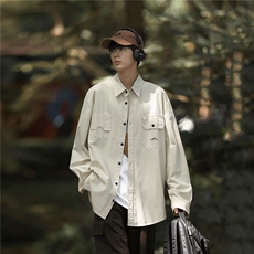 米白色