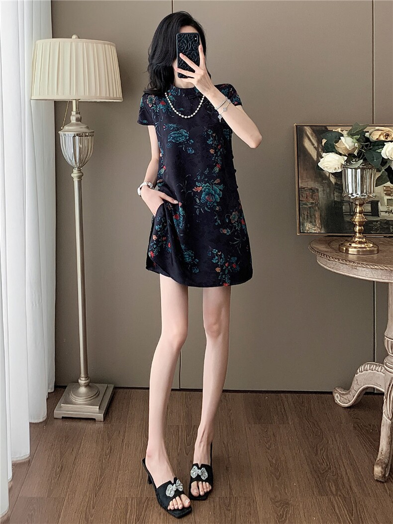 时尚气质减龄新中式套装女夏新款立领牡丹印花上衣短裤两件套,女装套装/套裙,江南