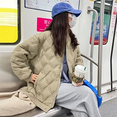 卡其色