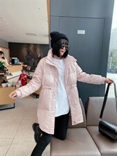 冬季新款90白鸭绒羽绒服，女装羽绒服，卡多多