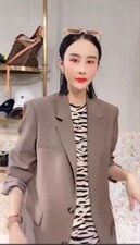 2022秋季新款垂感小众休闲高级感显瘦百搭西装外套，女装西装，L·H·X
