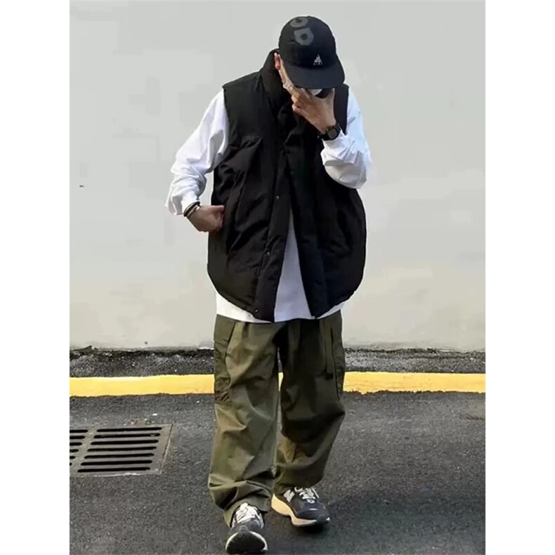 现货5W件冬季三防硬挺boxy短款立领棉衣马夹外套加厚马甲保暖棉服，男装棉衣，电商A443