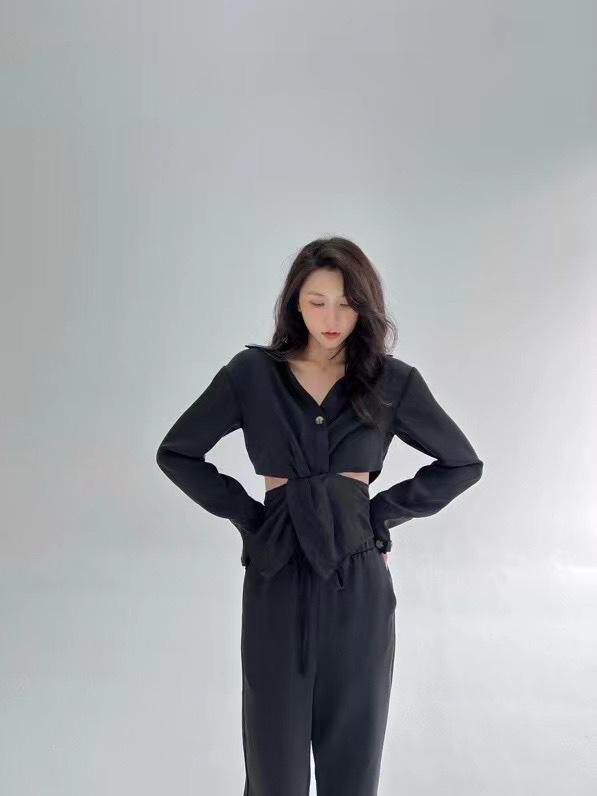 莫娜NORA MNNORA136198