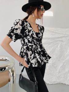 夏季新款梯型领黑白印花上衣现货供应，女装，AUDREY WANG