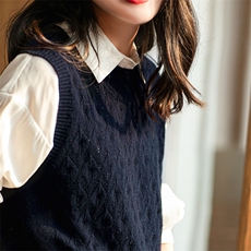 藏青色