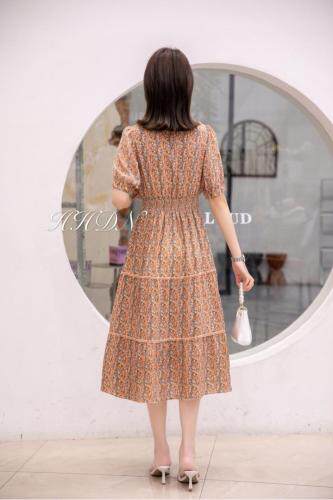 【现货】夏季新款女装修身显瘦连衣裙，女装连衣裙，红火丹妮