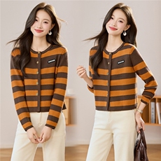 条纹针织开衫女秋款圆领长袖洋气毛衣短款拼接外套超好看的上衣，女装羊毛衫，艾米
