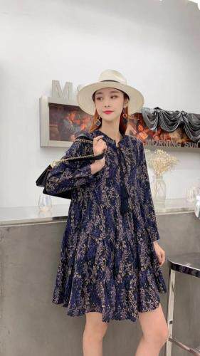 春装连衣裙，女装连衣裙，英蝶舞