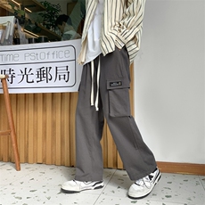 灰色