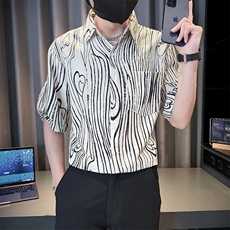 白色