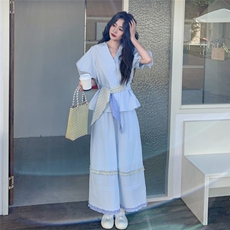 浅蓝色洋气时尚套装女2025夏新款法式温柔花苞袖上衣半身裙两件套，女装套装/套裙，慧尚2-185