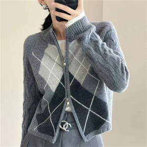 2025年秋季新款百搭女士菱形圆领拉链羊毛开衫图片