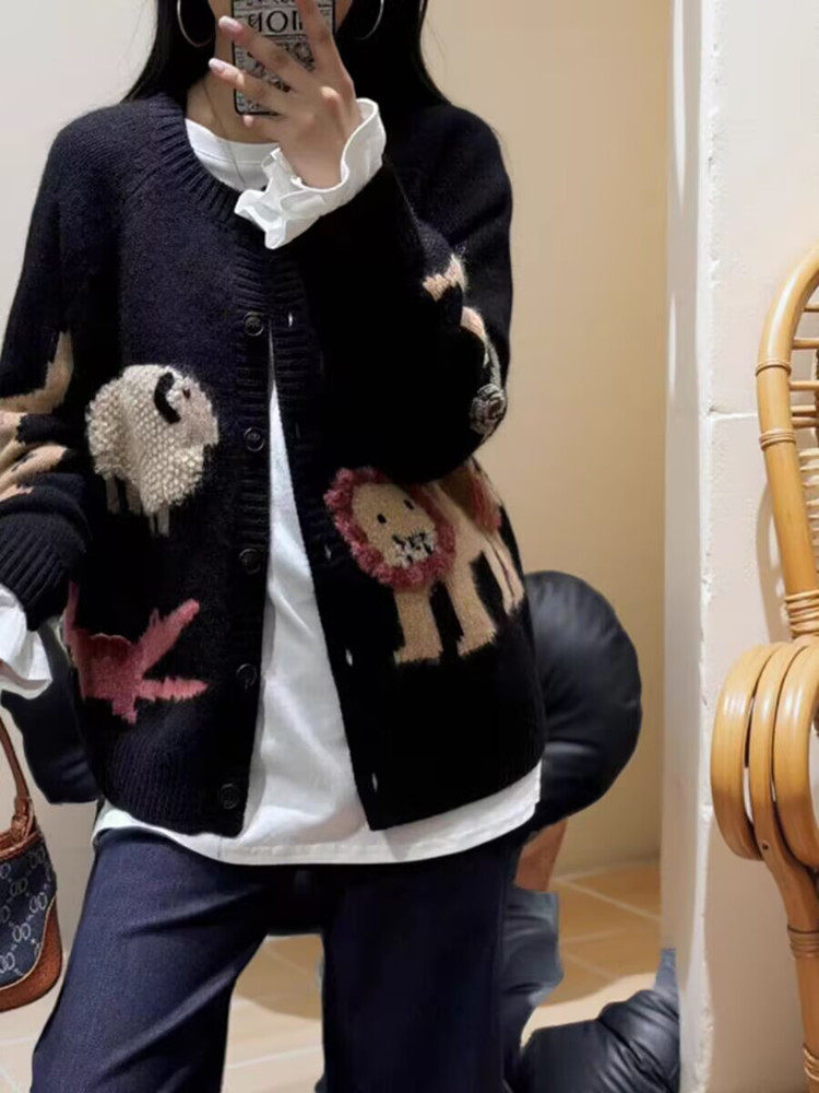 2025舒适百搭简约秋冬新款保暖软糯羊毛动物园开衫，女装羊毛衫，莺澜羊绒