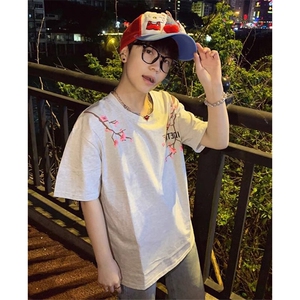 万针全刺绣工艺抖音得物高品质260克重磅纯棉双纱美式高街短袖T恤图片