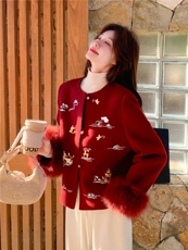 现货新款2183-P390-K596双面羊绒带袖毛狐狸毛可脱，女装双面呢大衣，韩然一族