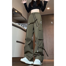 军绿色
