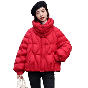 现货新款2023年冬季短裤羽绒服女大红色图片