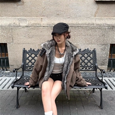 棕色