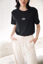 时尚字母T恤，女装T恤，千序