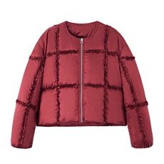 现货2025冬季新款时尚气质百搭圆领保暖舒适立体剪花羽绒服外套，女装羽绒服，时尚俏佳人