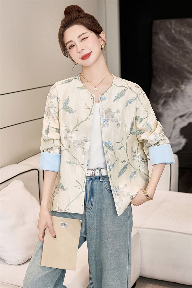 2025春装新款新中式小个子时尚原创设计拼接单排扣短款外套上衣,女装短外套,天丝秀